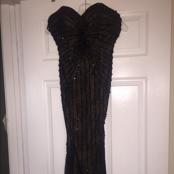 Black PROM or MAXI DRESS / GOWN - Picture 3 of 9